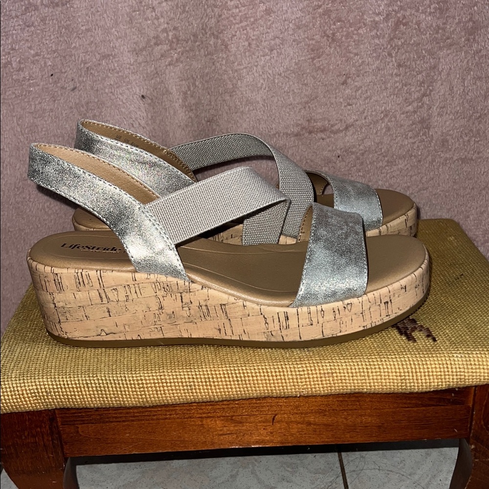 Life Stride Women's Taupe Wedge Sandals - Picture 3 of 7